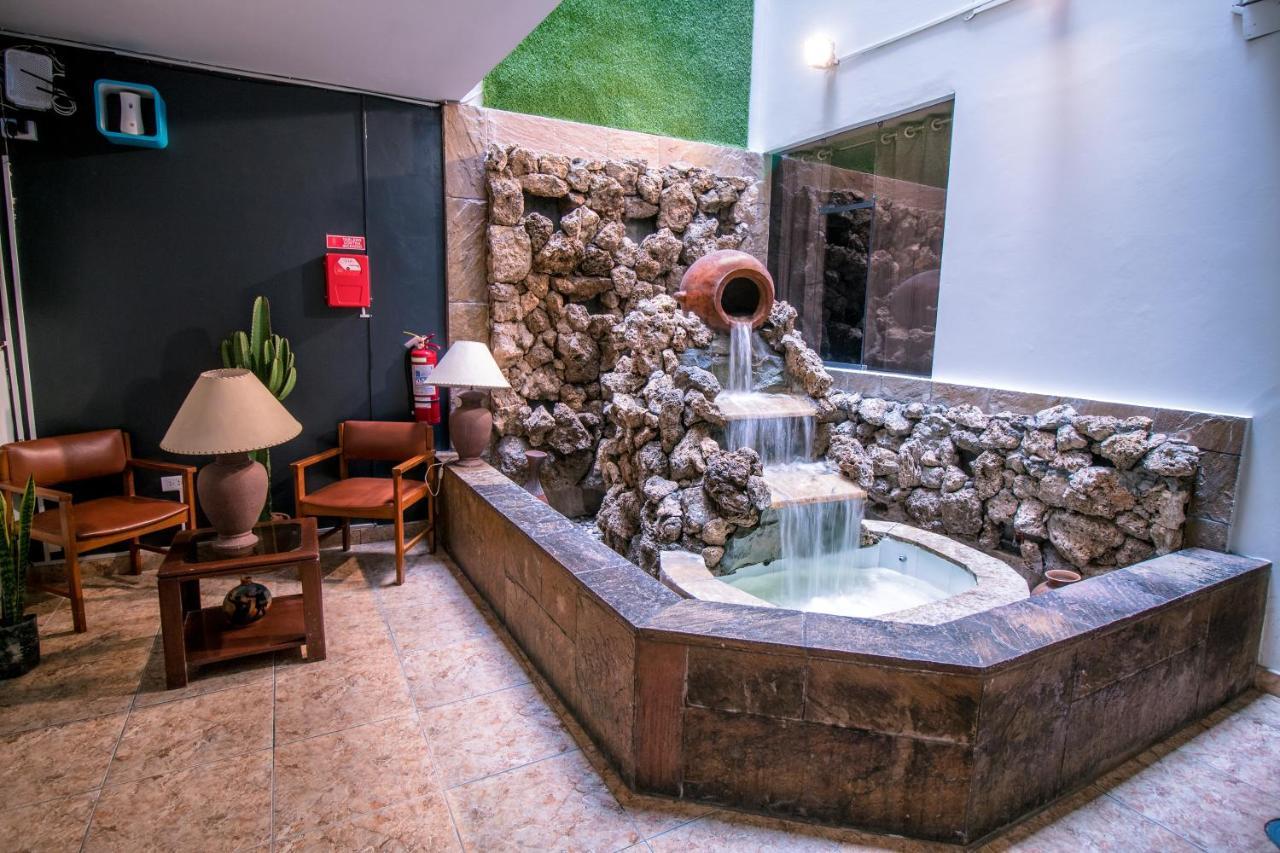 Saint Germain Hotel Трухильо Экстерьер фото